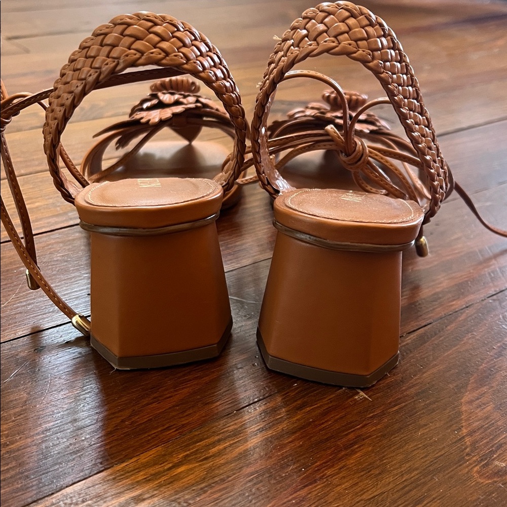 Arezzo Brown Ankle Wrap Heeled Sandal with Flower Detail Size 7.5 - Picture 4 of 7